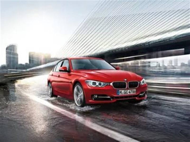 سيارة  بي إم دبليو