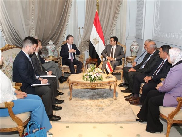 وزير الثقافة يلتقي نظيره الصربي لبحث آفاق التعاون الثقافي والإبداعي بين مصر وصربيا 