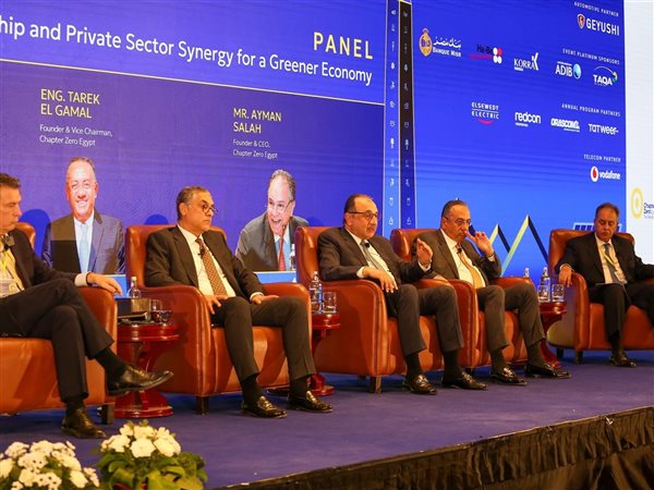 وزير قطاع الاعمال: خطة متكاملة لتحويل الشركات التابعة إلى كيانات منخفضة الانبعاثات بحلول 2030