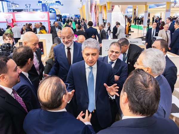 وزير السياحة والآثار يفتتح الجناح المصري المُشارك في بورصة لندن الدولية للسياحة 