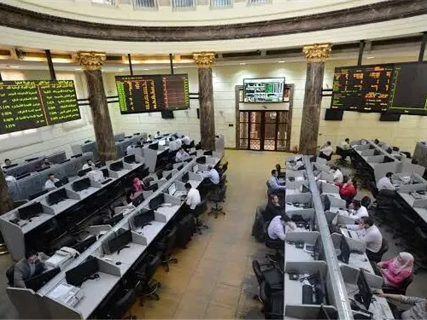 البورصة تغلق قرب الـ40 ألف نقطة لأول مرة.. ورأس المال السوقي يربح 42 مليار جنيه