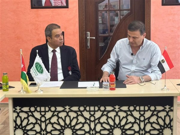 وزير الزراعة يتفقد كبرى شركات إنتاج التقاوي في الأردن ويؤكد أهمية الشراكة المستدامة 