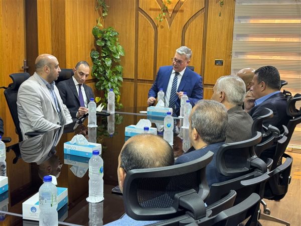 وزير البترول يجري زيارة مفاجئة لشركة أبسكو لمتابعة سير العمل ودعم تنفيذ الأنشطة