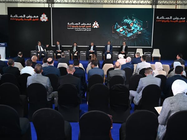 «MEA Industry» يستعرض تطوير صناعة السيارات والابتكار الصناعي في مصر