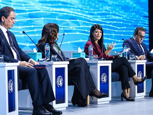 «المشاط»: الصحة ركيزة للنمو الاقتصادي واستراتيجية الدولة للتحول الرقمي تعزز الاستثمار الطبي