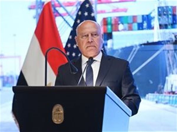 وزيرالنقل يستعرض خطة تطوير الموانئ البحرية والأسطول البحري ضمن رؤية مصر 2030