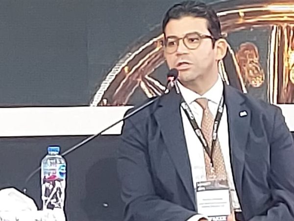 رشوان حمادي: البنوك تحتاج إلى قواعد بيانات أعمق لفهم توقعات العملاء وتعزيز التحول الرقمي