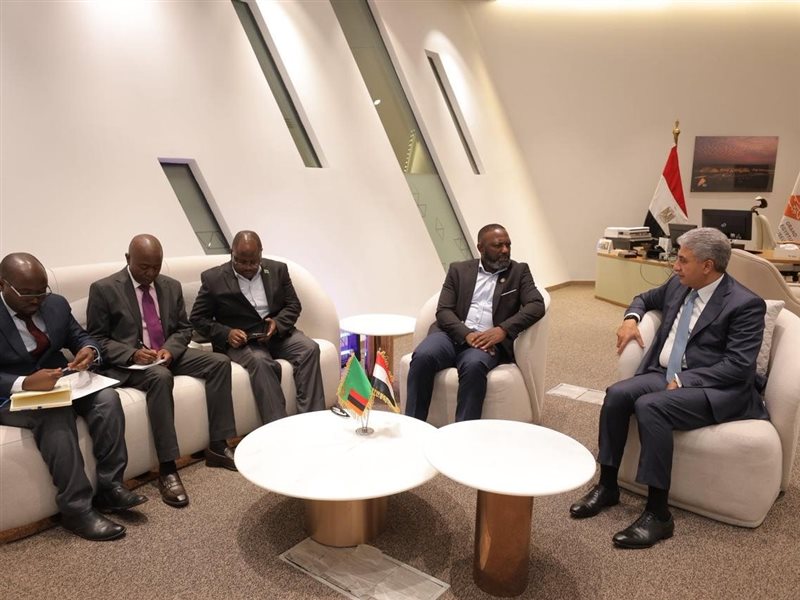 لقاء شريف فتحي بوزير السياحة بدولة زامبيا 