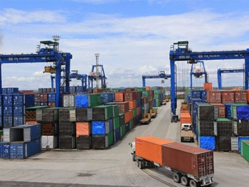 الفائض التجاري لإندونيسيا