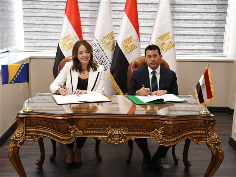 لدكتور أشرف صبحي،