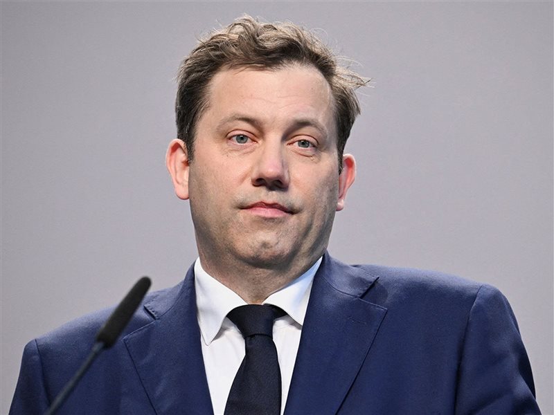 شدّد لارس كلينغبايل،