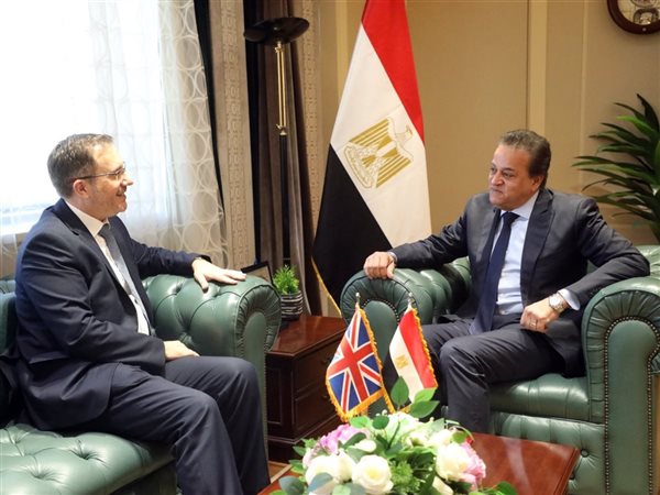 وزير الصحة يبحث مع سفير المملكة المتحدة تعزيز التعاون الصحي المشترك 
