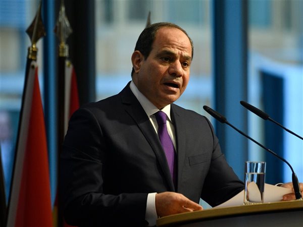 الرئيس السيسي: نحتاج 50 تريليون جنيه سنويا ونعمل على خفض فاتورة الديون