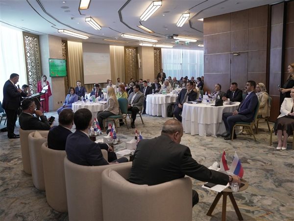 توقعات بارتفاع حجم التعاون الاقتصادي بين مصر وروسيا إلى 11 مليار دولار 