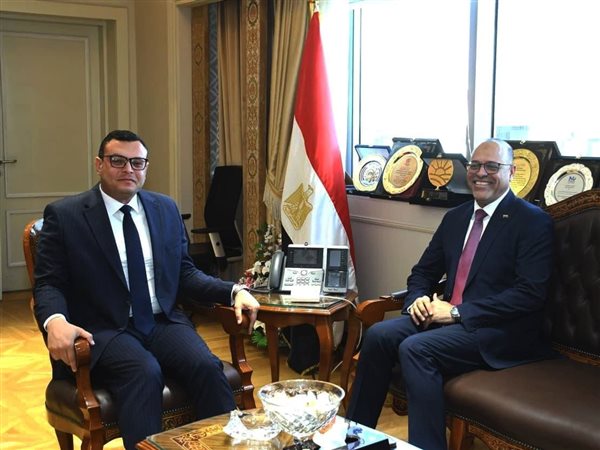 اجتماع بين وزيري الإسكان والعمل لبحث دعم العمالة المدربة وتطوير برامج التدريب