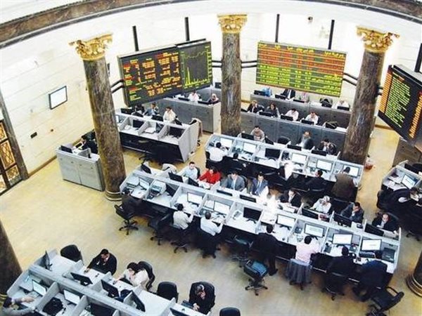 تباين مؤشرات البورصة في مستهل تعاملات الثلاثاء