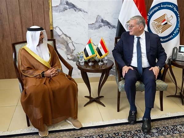 مصر والإمارات تبحثان تعزيز التعاون في قطاع البترول والغاز وتوسيع الاستثمارات المشتركة