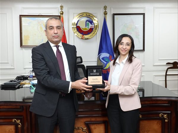 رئيس البنك الزراعي يبحث مع محافظ البحيرة دعم برامج تمويل صغار المزارعين