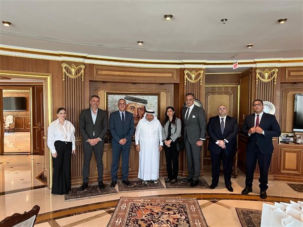 «هيبة» يلتقي رئيس رابطة رجال الأعمال القطريين لاستعراض فرص التوسع بمصر