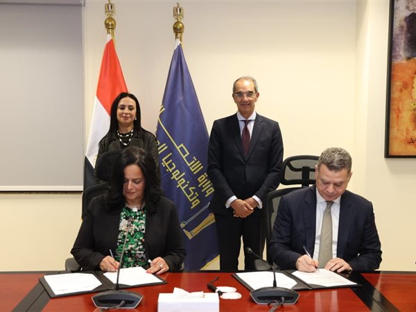 وزير الاتصالات: توفير التدريب لذوي الاضطرابات العصبية المتنوعة بتخصصات تكنولوجية