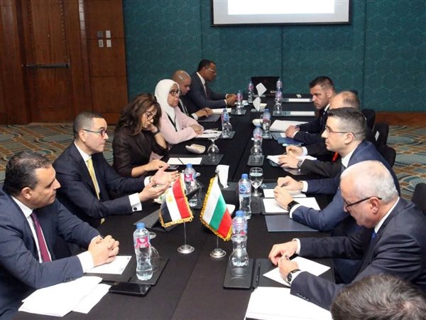 مباحثات مصرية بلغارية لتعزيز الاستثمار والتجارة ودعم الشراكة الاقتصادية بين البلدين المشتركة