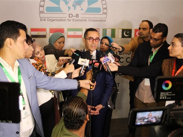 «الخطيب»: ميثاق القاهرة يدعم الشركات الصغيرة والمتوسطة ويعزز التكامل الاقتصادي