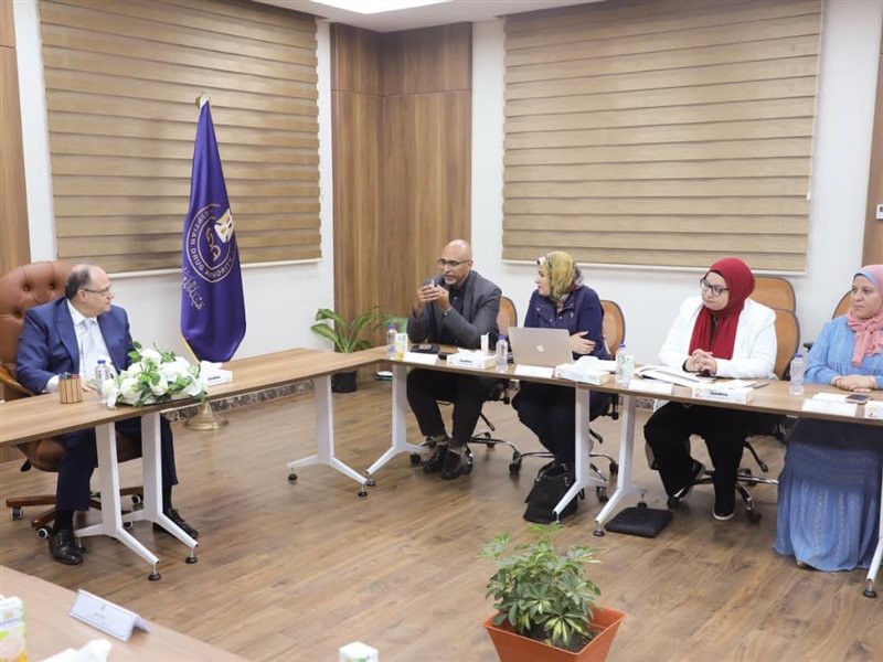  الدكتور علي الغمراوي،