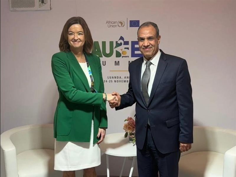  وزير الخارجية يلتقي