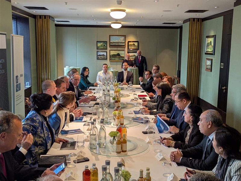 جانب من الاجتماع