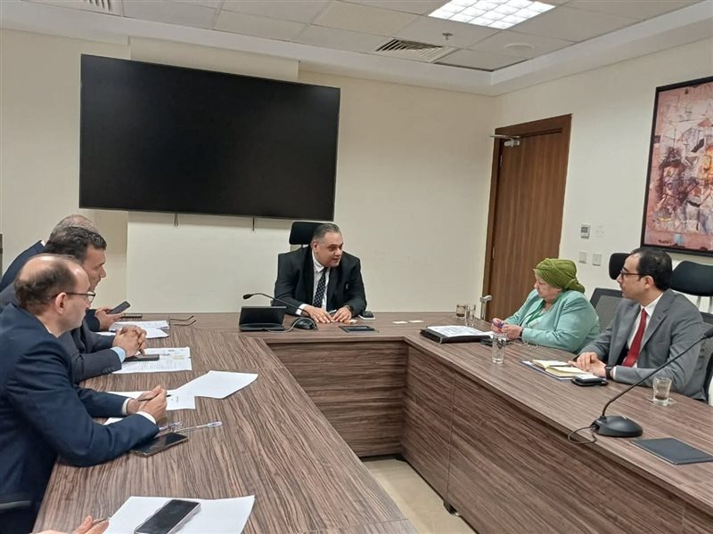 جان من اجتماع  جهاز