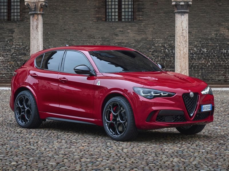 ألفا روميو ستلفيو