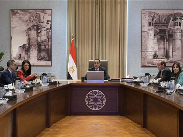 رئيس الوزراء يتابع جهود إصلاح وإعادة هيكلة الهيئات الاقتصادية