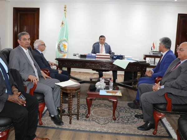 استراتيجيات طموحة.. مشروعات ضخمة لمواجهة شح المياه والتصحر