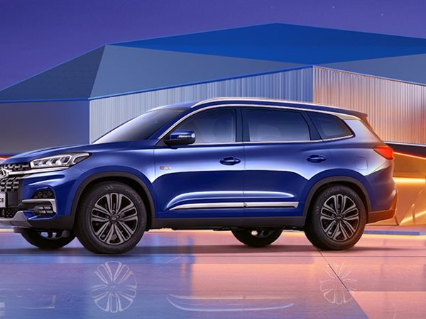 تقنيات أمان متطورة تضع TIGGO8 في صدارة المركبات العائلية