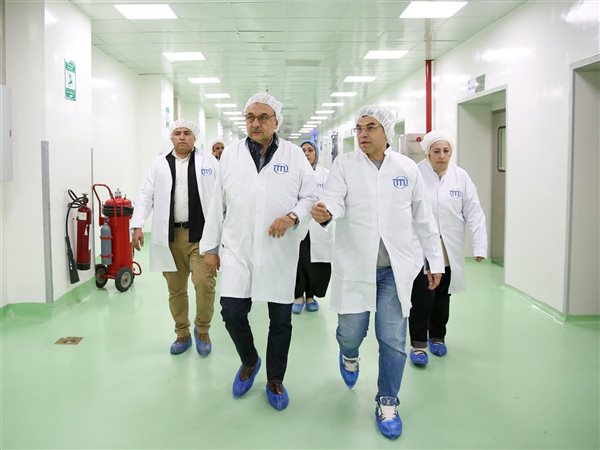 وزير قطاع الأعمال: ممفيس للأدوية تحقق أرباحًا 153 مليون جنيه ونمو25% بالمبيعات