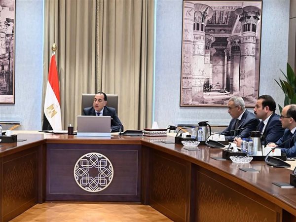 الحكومة تكثف استعداداتها لرمضان.. ورئيس الوزراء يتابع مخزون السلع والأسواق