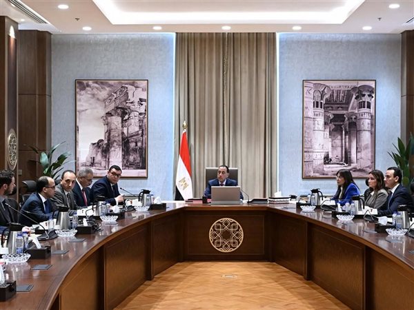 مدبولي: الدولة تعمل على تطوير جميع المناطق المحيطة بأهرامات الجيزة والمتحف المصري الكبير