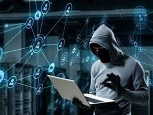 خبير أمن المعلومات: الهجمات السيبرانية المتقدمة أصبحت أكثر خطورة وذكاءً.. وهذه أهم خطط الحماية