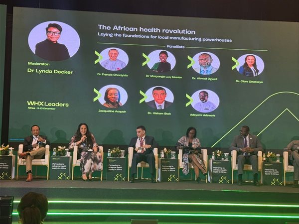 رئيس هيئة الشراء الموحد يشهد افتتاح منتدى WHX Leaders Africa في غانا