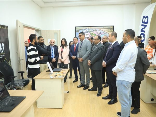 QNB و«صناع الخير» يوزعان منحاً دراسية على طلاب جامعة طبية التكنولوجية بالأقصر