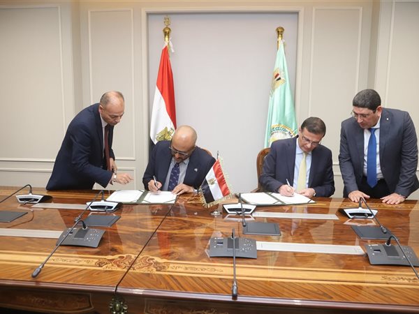 مصر تجدد اتفاقية استضافة المركز الدولي للأسماك لمدة 25 عامًا