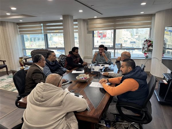 رئيس جهاز القاهرة الجديدة يجري اجتماعات متابعة لمرافق وخدمات الأحياء بالتجمع الخامس