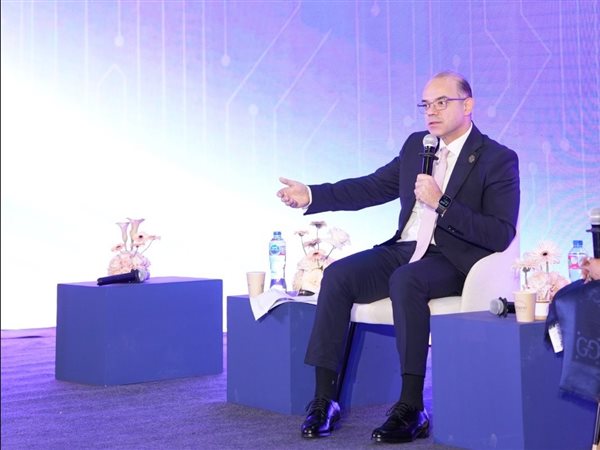 الرقابة المالية: 250 ألف مصري يستثمرون في الذهب وصناديق المعدن الأصفر جمعت 5 مليارات جنيه