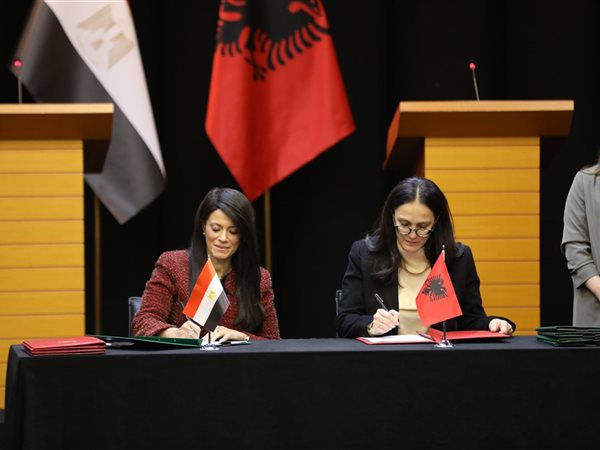  مصر وألبانيا يتفقان على استكشاف مجالات الشراكة في 25 قطاعات استراتيجيًا