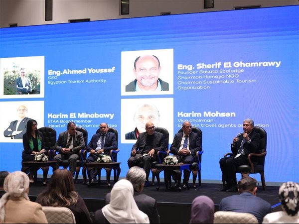 جلسة نقاشية: مصر وجهة سياحية متنوعة تقدم تجارب لا تضاهى للسائحين