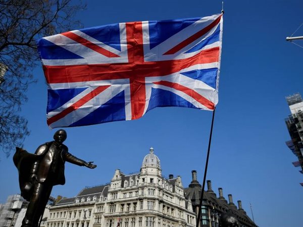 هبوط التضخم البريطاني يفاجئ الأسواق.. 3.2% في نوفمبر تفتح الباب أمام خفض وشيك للفائدة