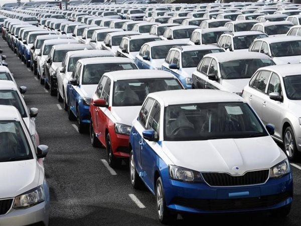 توقعات بزيادة مبيعات السيارات في مصر عند 200 ألف سيارة بنهاية 2025