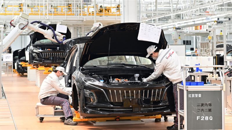 مبيعات السيارات 