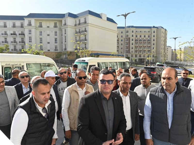 وزير الإسكان