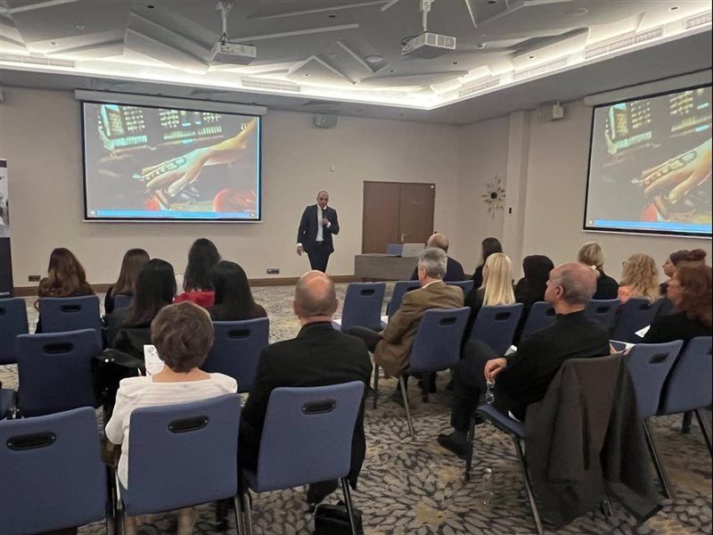  منظمي الرحلات في